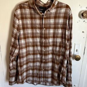 Banana Republic Untucked Fit Flannel Button Down